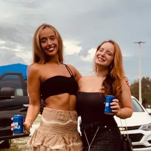 Meet your Posher, Victoria